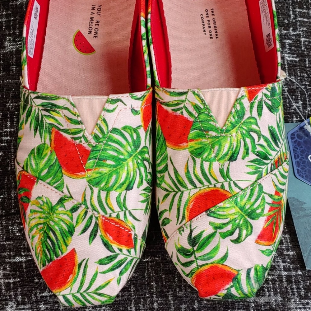 TOMS watermelon print classics